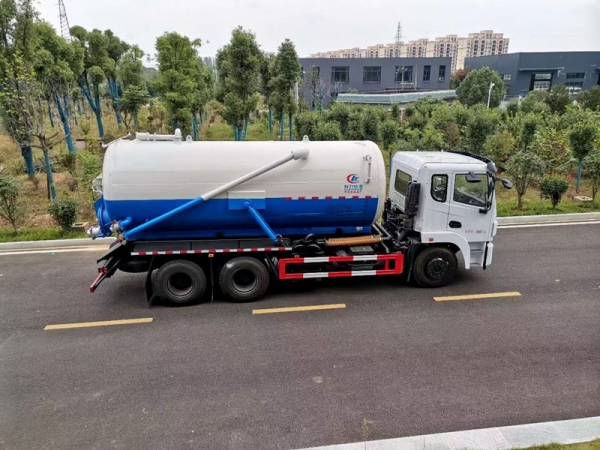 東風(fēng)錦程后八輪16方吸污車(chē)